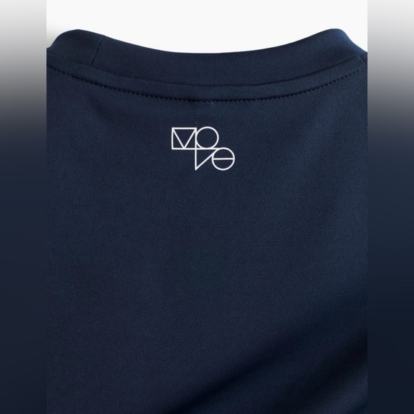 H&M Regular-Fit Sport Tank Top 2 Pack. - Picture 4 of 10